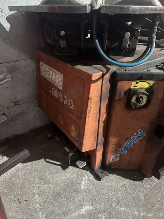 Montazownica do opon CEMB 5M930