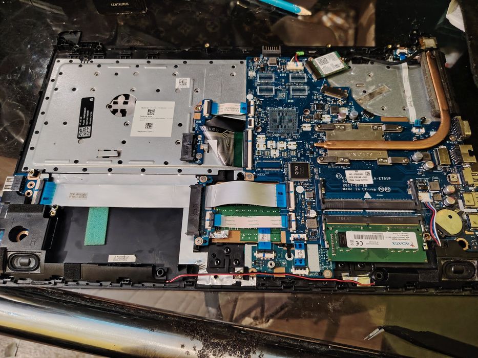 HP 250 G6  prawie cały *proszę czytać opis*