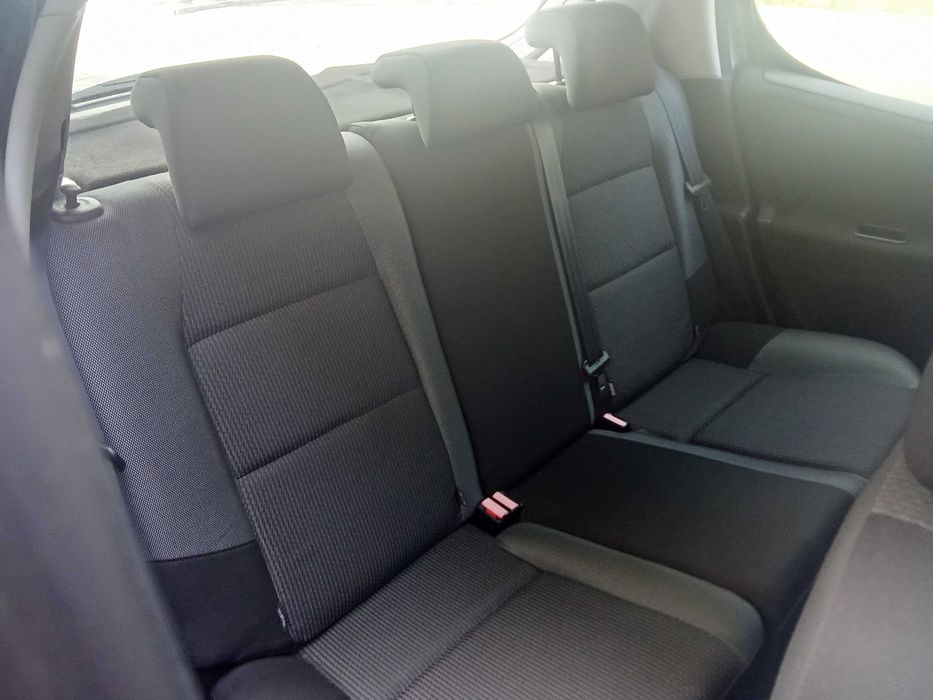 Peugeot 207 -5 Lugares Diesel 2010