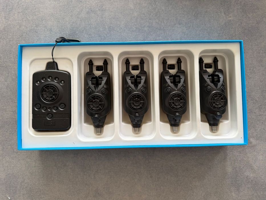 Sugnalizatory brań Siren R4 set 4+1 plus pokrowiec