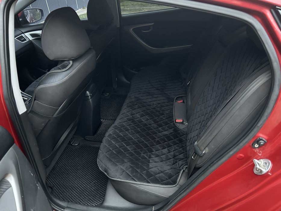 Hyundai elantra 2011