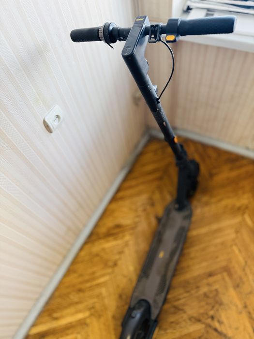 Електросамокат ninebot max g30