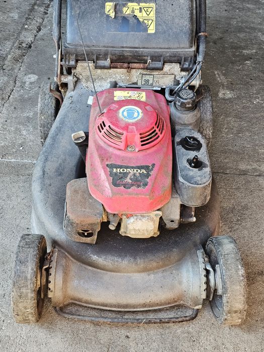 Corta relva Honda