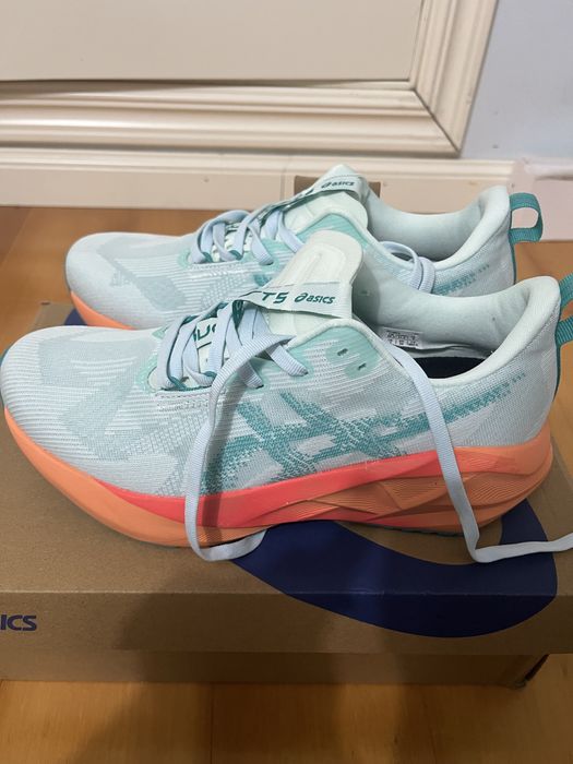 Novablast 5 asics