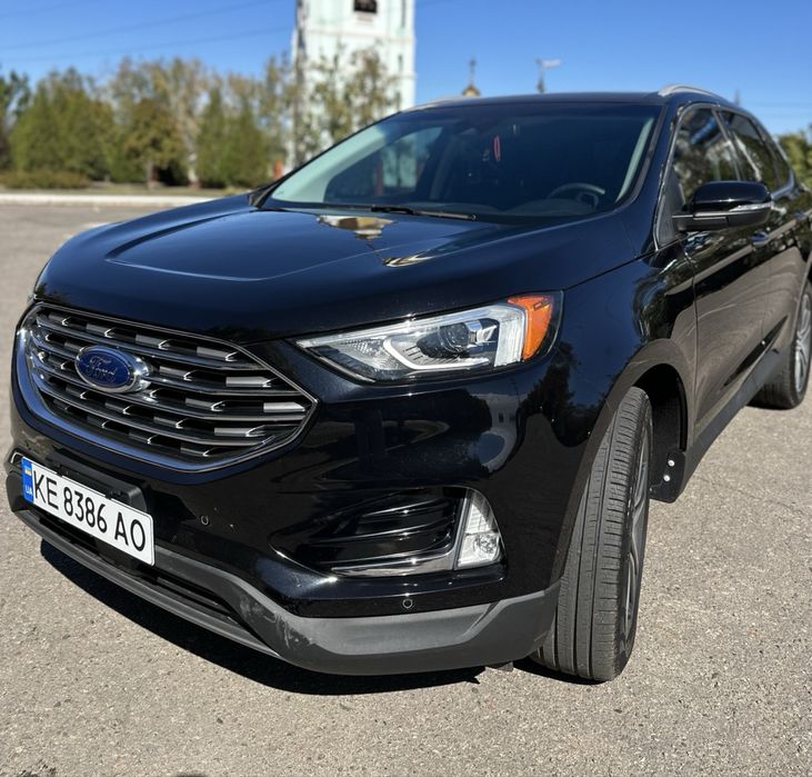 Ford Edge titanium