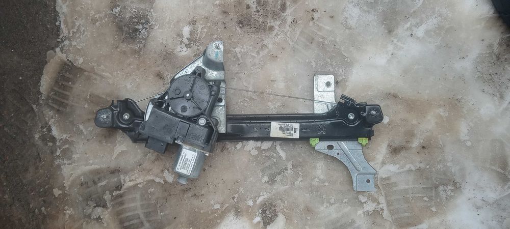 Крила до Пежо 508