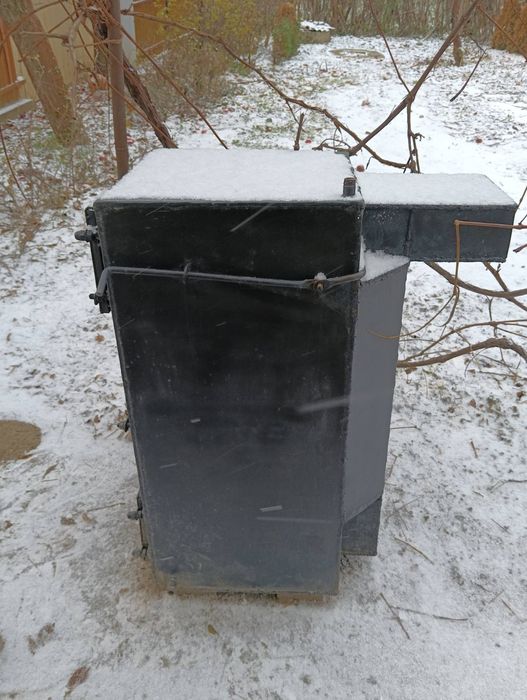Продаю котел твердопаливний