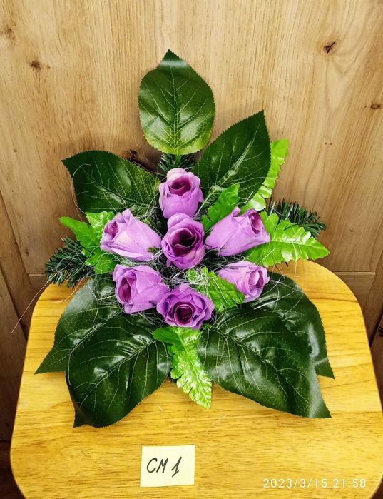 Stroik na grób cmentarz kompozycja wiązanka mała