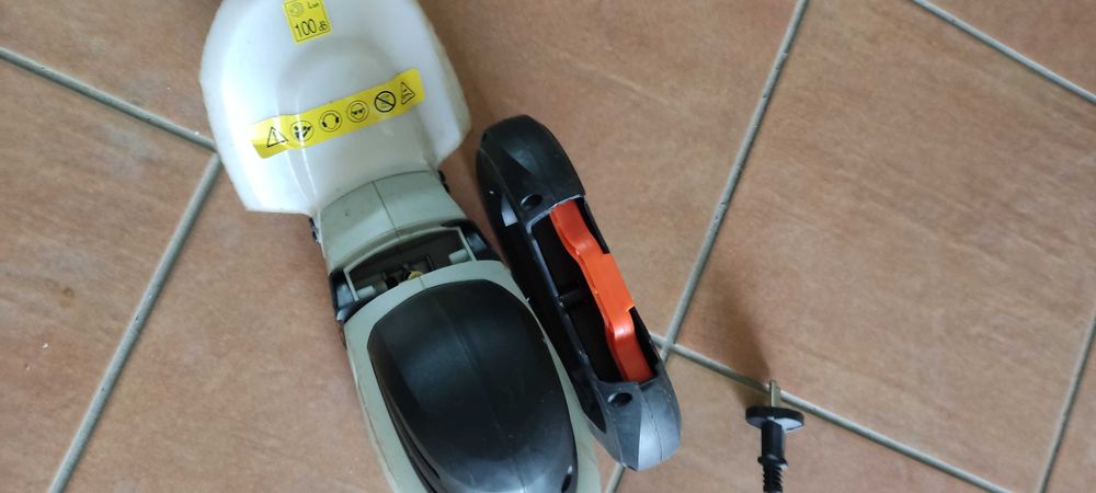 Nożyce do żywopłotu elektryczne 1600W Kraft&Dele 61cm