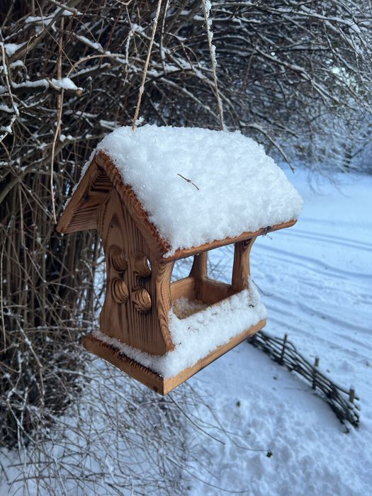 Годівничка для птахів,кормушка
