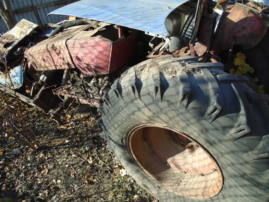 трактор румынский UNIVERSAL445