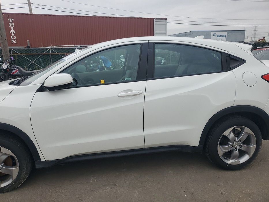 Розбір Honda Hr-v 2015-2021 USA 1.8