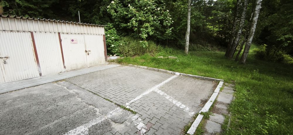 GARAŻ wynajem powierzchnia 21 m² + miejsce postojowe Czechów ul. Kosmowskiej - Widok 5