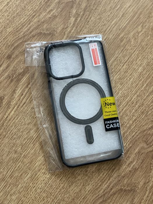 Чехол для iphone 16 pro