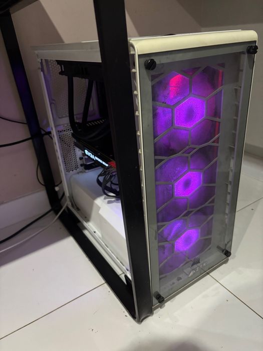 Komputer gamingowy pełen zestaw