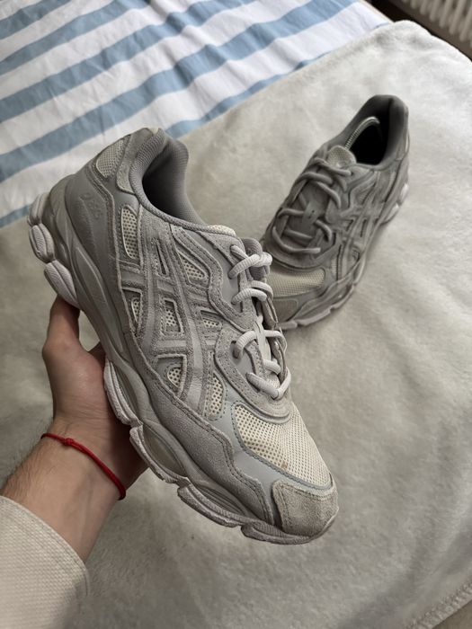ASICS GEL-NYC 46 29 cm szare beżowe sneakersy retro Y2K