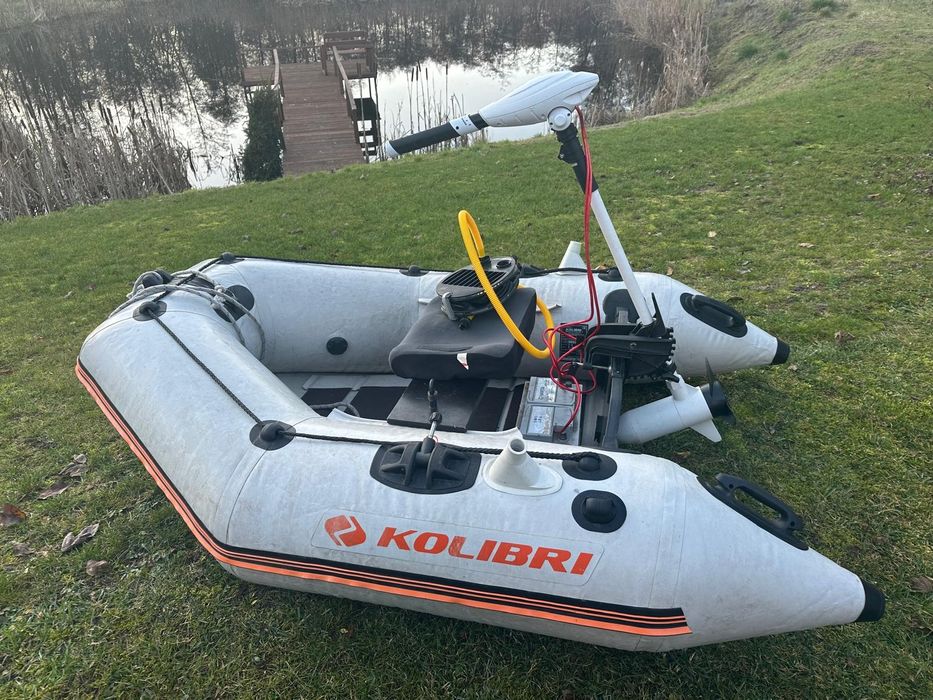 Ponton KOLIBRI KM-200 z silnikiem el.