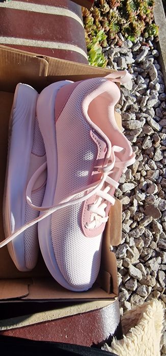 Buty damskie Puma 23.5 cm, GRATIS 3 koszulki