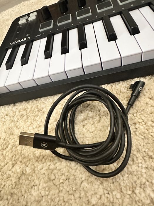 Arturia MiniLab3