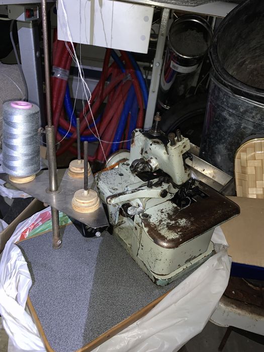 Срочно Продам швейные машинки оверлок прес для фурнитуры