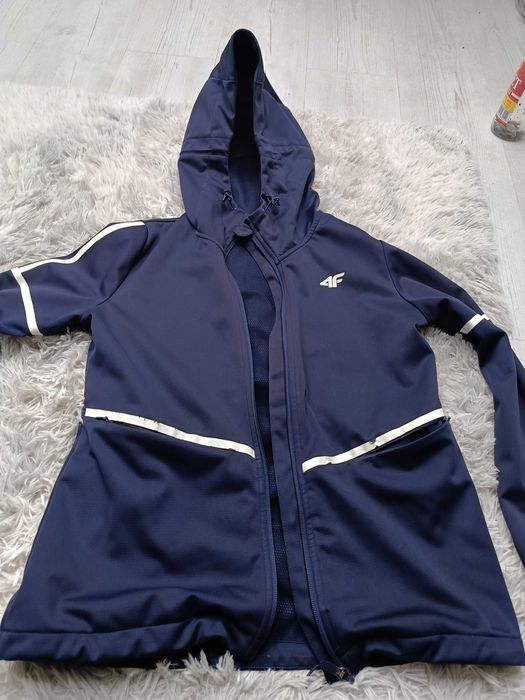 Softshell marki 4F
