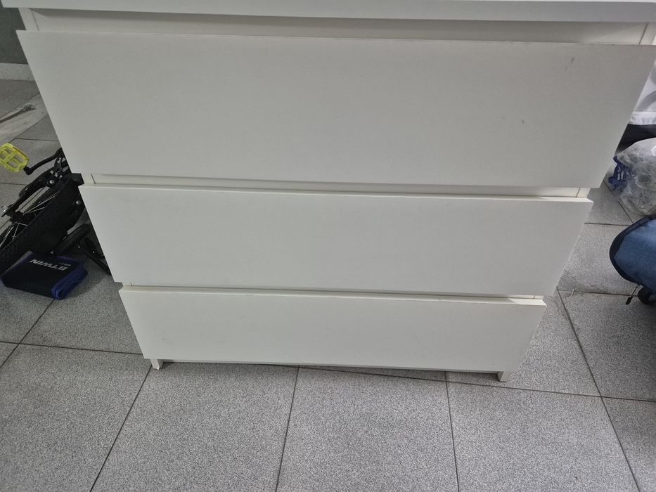 Móvel quarto 3 gavetas branco