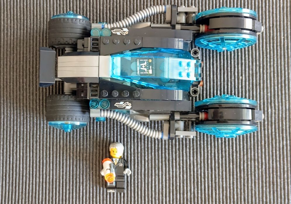 Lego Ultra Agent .