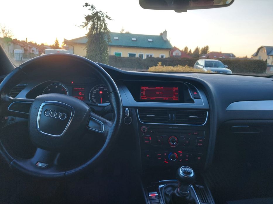 Audi A4 2.0 D, S-line, Ledy, skora, bogata wersja