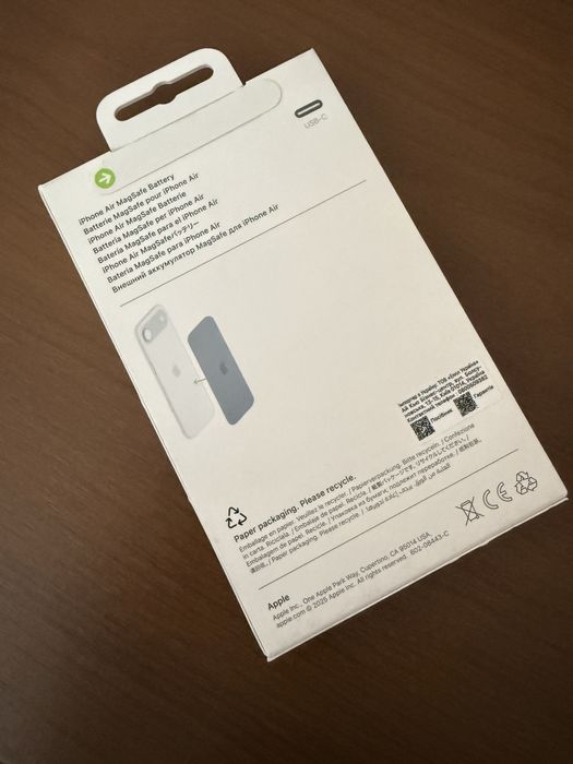 Apple iPhone Air MagSafe Battery (оригінал) — нова, відкрита упаковка