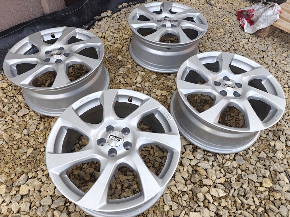 Felgi aluminiowe 17" 5x100 VW polo R SEAT LEON skoda Rapid Roomster