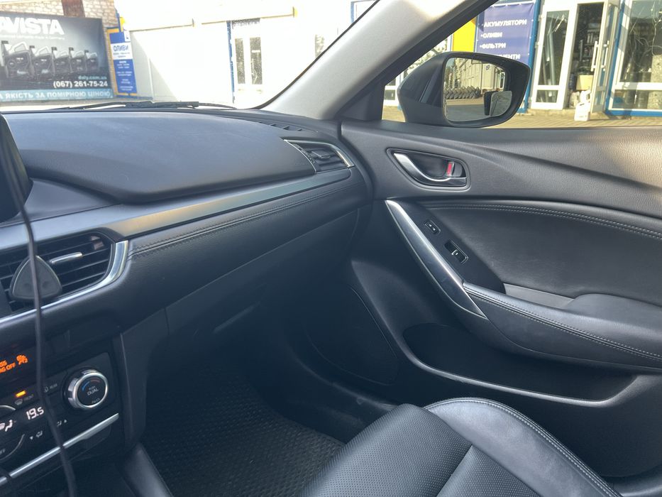 Mazda 6 2,5 Skyactive Touring