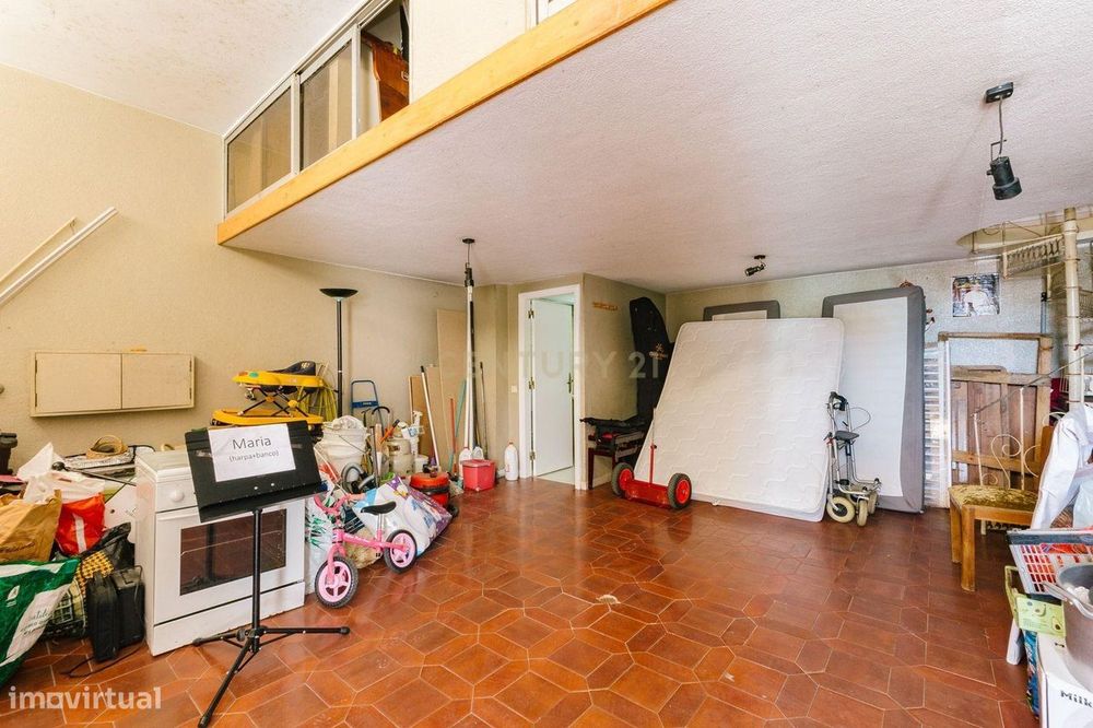 Loja com 60m² nos Olivais – Comércio e Serviços