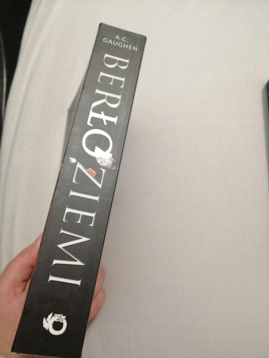 Fantasy Berło Ziemi, Więzy Nieba