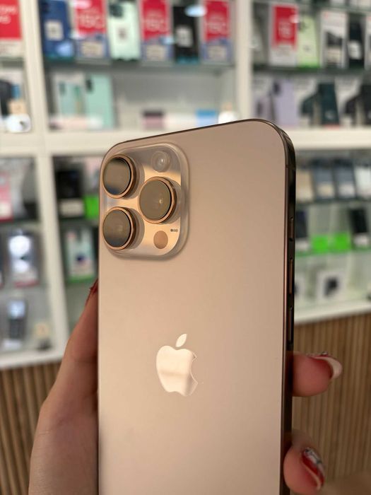 Iphone 16 Pro Max 8/256GB - Usado