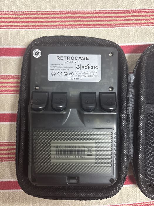 Consoloa Retrocase da Caseover
