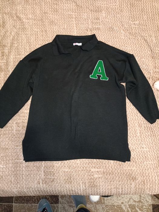 Стильний жіночий подовжений светр , кофта