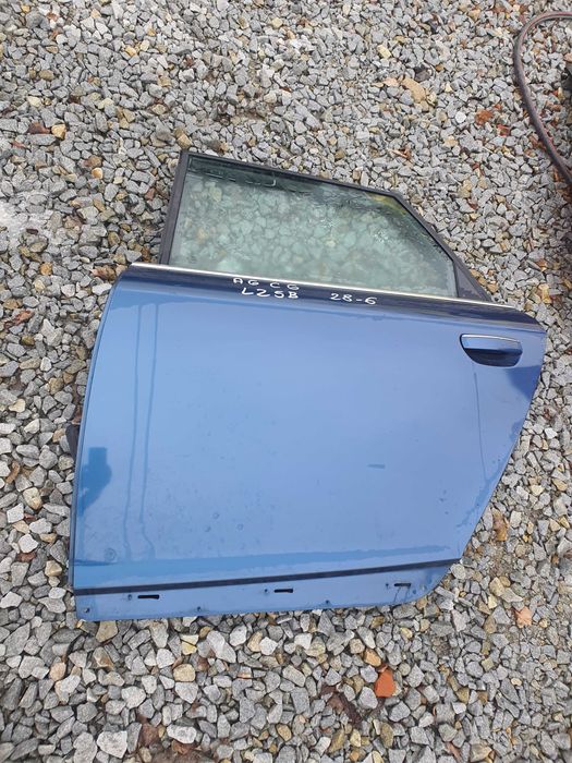 Audi A6 C6 drzwi lewy tył gołe kolor LZ5B 28-6