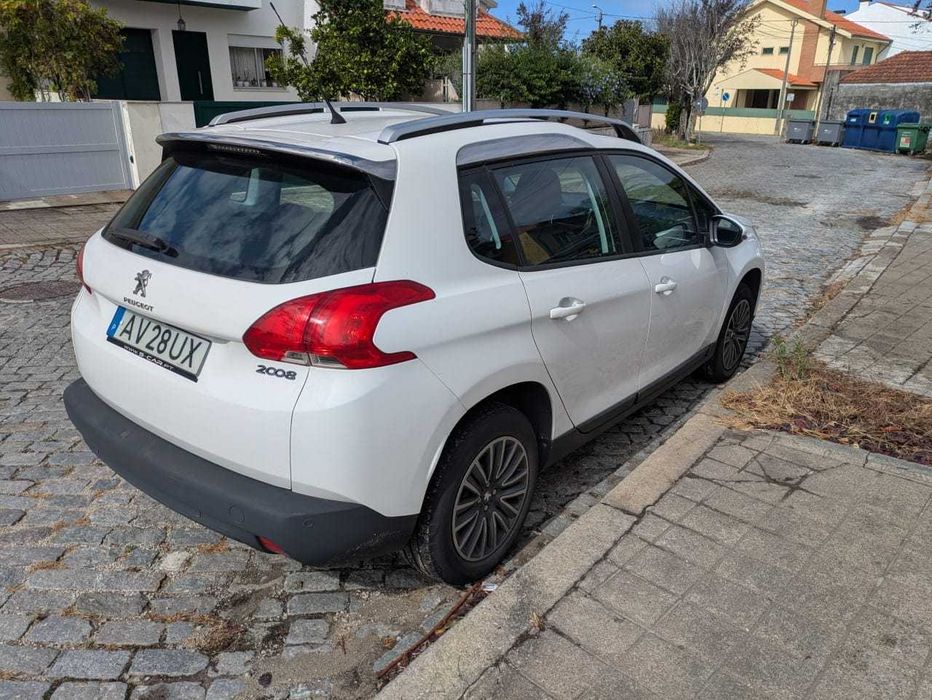 Peugeot 2008  (2014)
