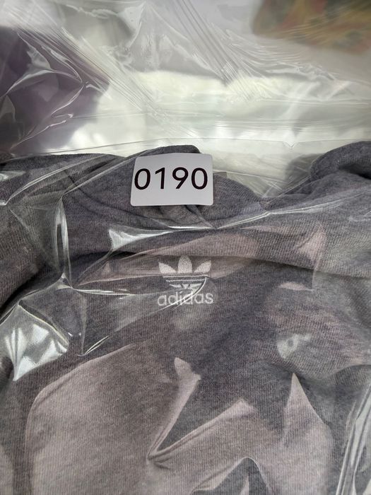 Bluza Adidas Center Logo Szara Size: S 190