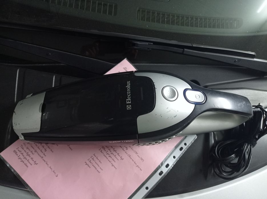 Пылесос для автомобиля Electrolux Rapido