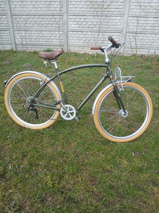 Miejski rower w stylu retro