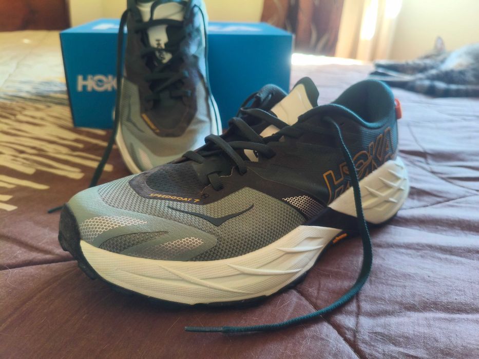 Hoka Speedgoat 7 (Tam. 42 2/3) – Como Novas c/ Fatura (18 km)