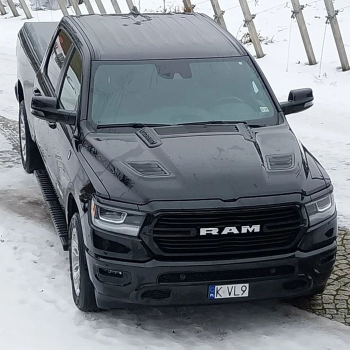RAM 1500 Laramie Sport etorq stan idealny