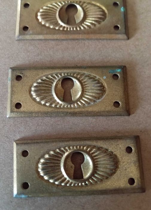 Okucia meblowe, mosiądz, 7 szt. prostokątne/ 2 sztuki owal