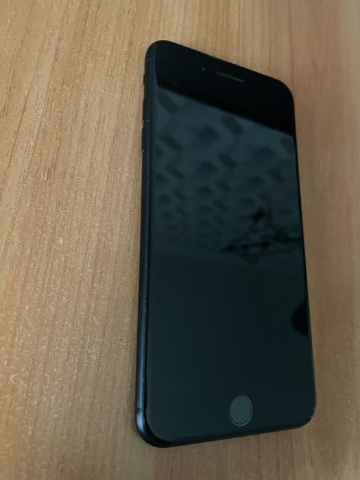 Продам iphone айфон 7 plus