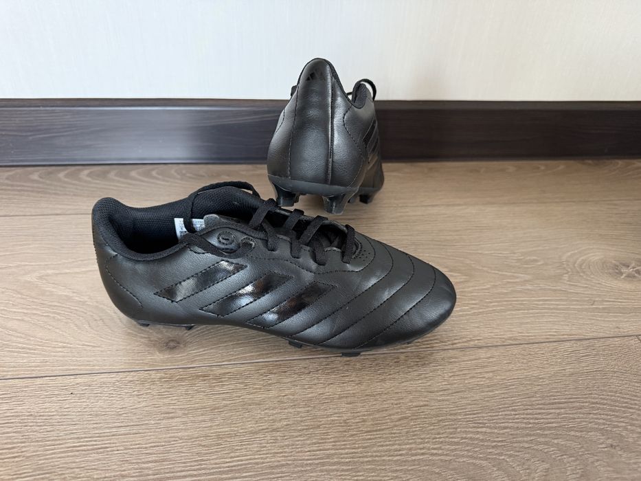 Бутси adidas 38.5 розмір