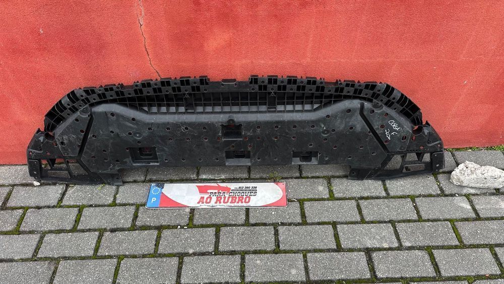 Base inf Parachoque Opel corsa f facelift
