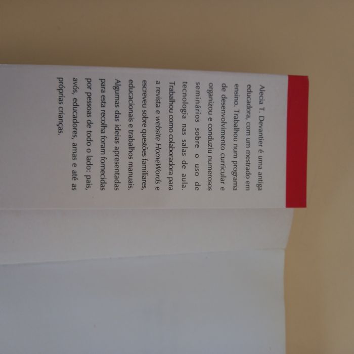 Livro de atividades para fazer com crianças pequenas