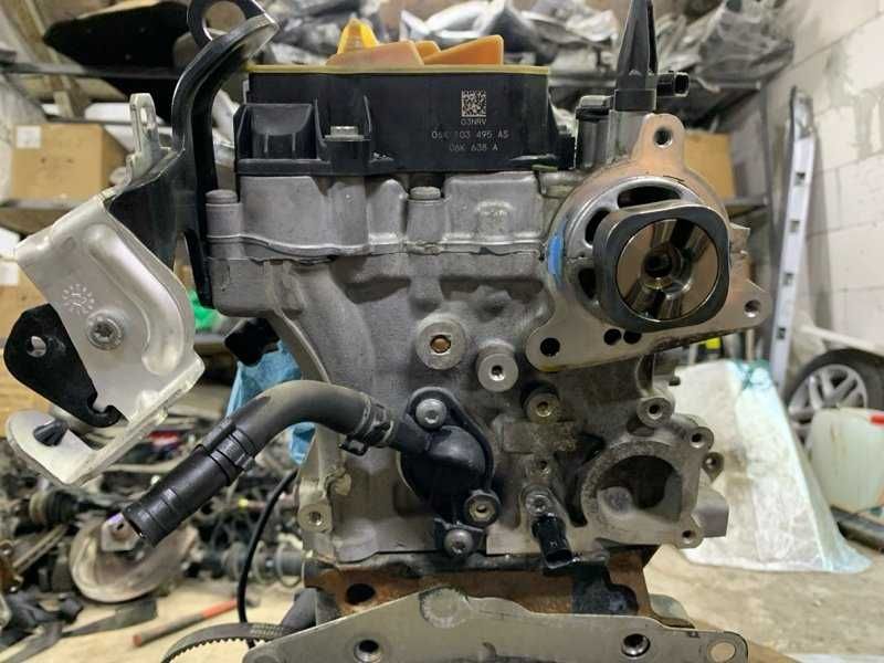 Двигатель Двигун Audi A4 B9 2016-2024 DBPA Ауди передний привод