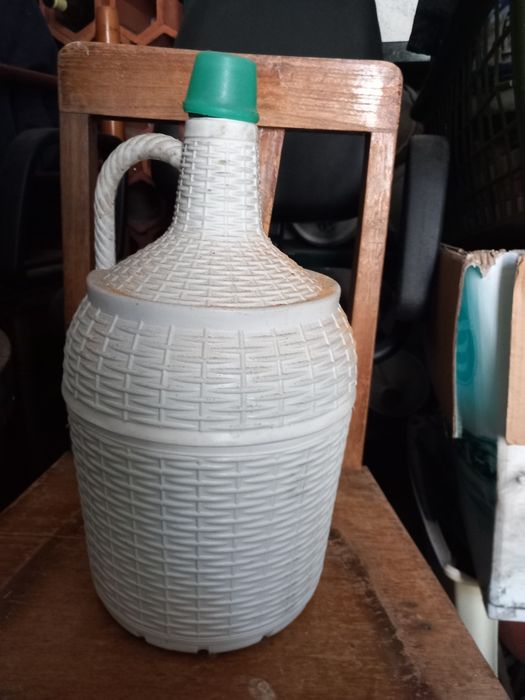 50 Empty 5-Liter Jerricans64585952110465121